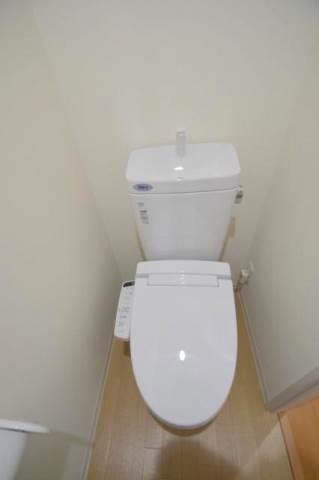 トイレ　大人気のウォシュレット付トイレ