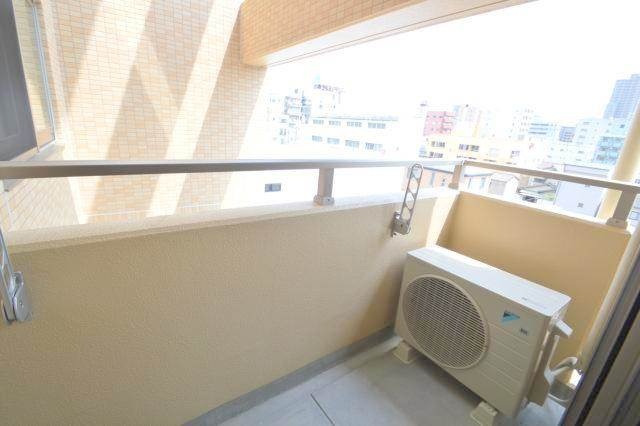 バルコニー　広々使えるバルコニー