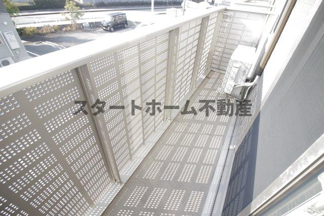 バルコニー　広々としたバルコニーです