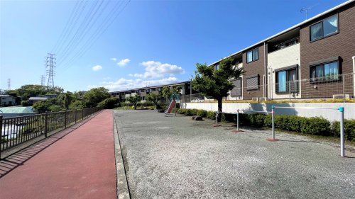 公園　よろいがふち公園（公園）まで755m