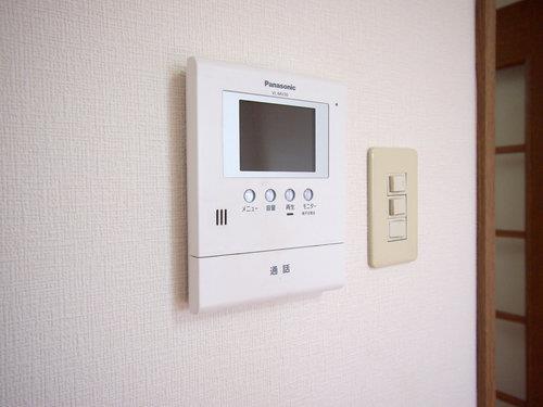 セキュリティ　モニターホン付きで防犯面も安心です。