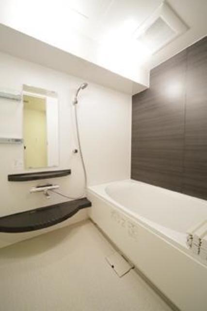 バス・シャワールーム　※写真は同タイプ住戸です。