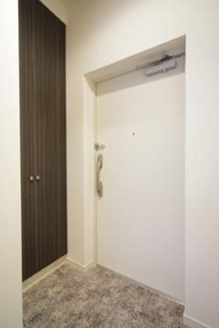 玄関　※写真は同タイプ住戸です。