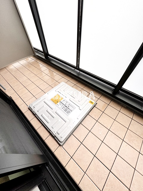 バルコニー　便利で嬉しいバルコニー付きです♪