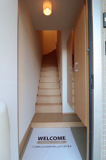 玄関　※他号室の写真です