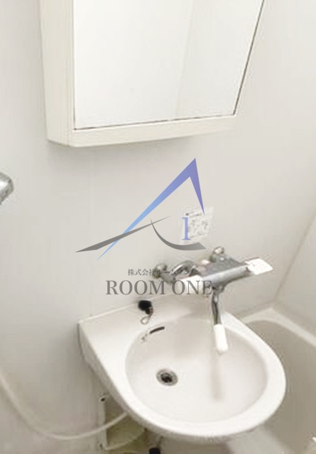 洗面設備　洗面台です。