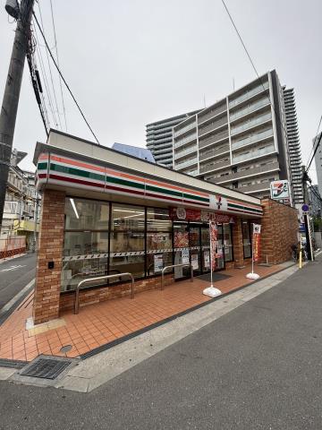 コンビニ　セブン－イレブン梅田万歳町店（コンビニ）まで354m