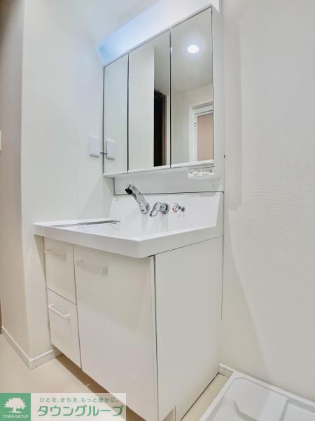 洗面設備　お部屋探しは株式会社　タウンハウジング　までお気軽にお問合…