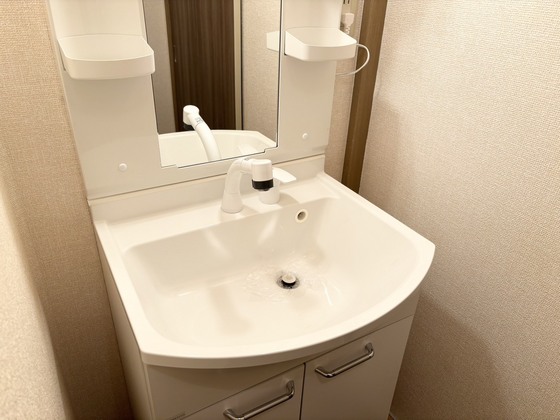 洗面設備　洗髪洗面化粧台