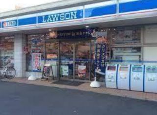 コンビニ　ローソン荒川町屋一丁目店（コンビニ）まで295m