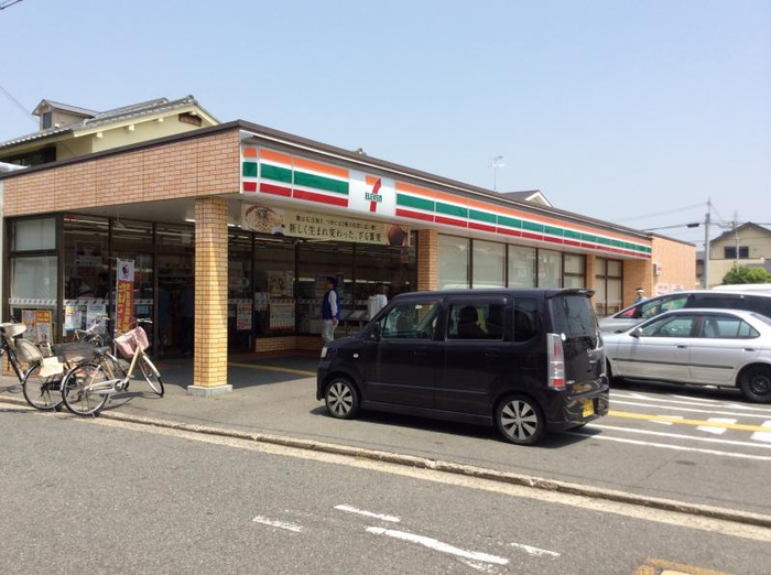 コンビニ　セブンイレブン 堺東雲東町店（コンビニ）まで426m
