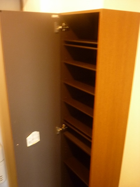 収納　シューズボックス