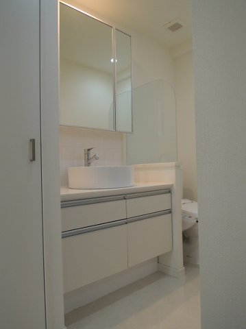 洗面設備　忙しい朝には欠かせない洗面所です