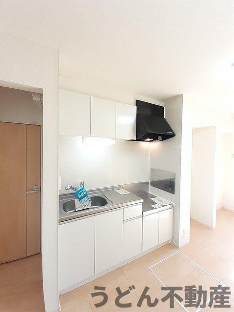 キッチン　うどん県のお部屋探しはうどん不動産へ うどんちゃんとLINE