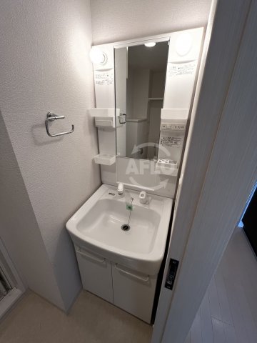 洗面設備　エステムプラザ大阪城パークフロント　独立洗面台