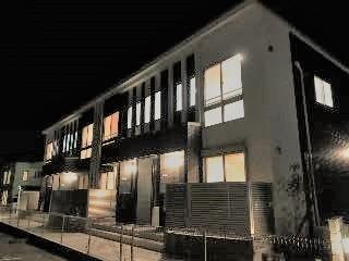 建物外観　外観写真（夜）