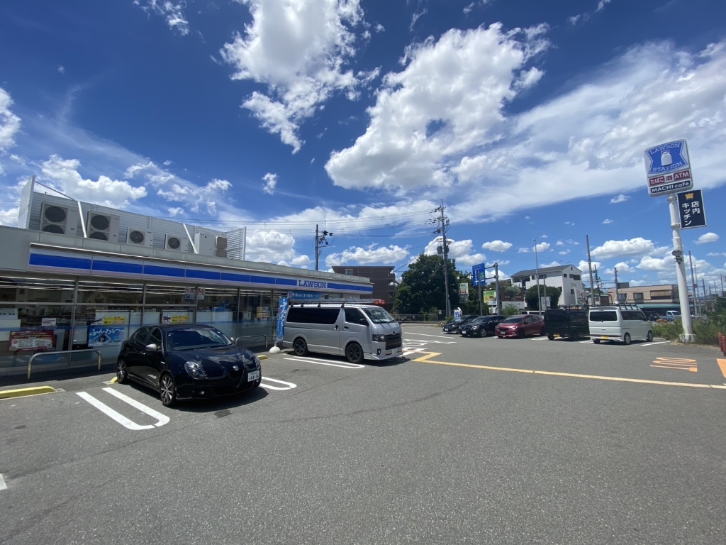 コンビニ　ローソン 枚方茄子作東町店（コンビニ）まで427m