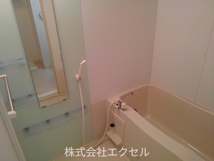 バス・シャワールーム　追い焚き、浴室乾燥機付き