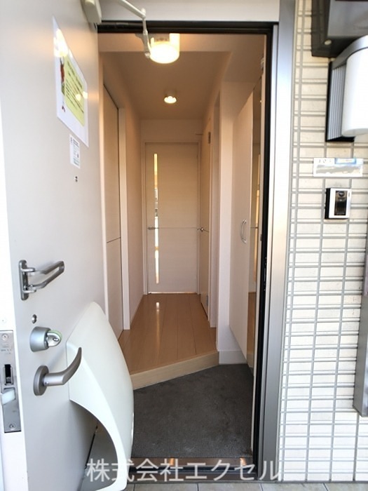 玄関　シューズボックス完備の玄関です。