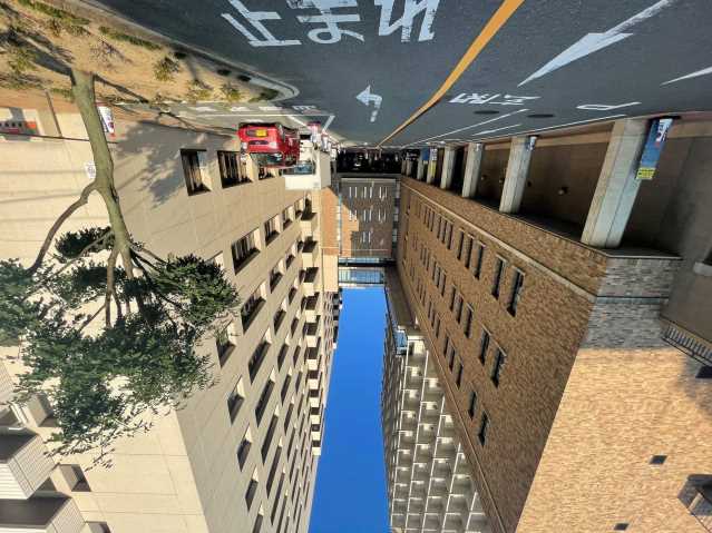 コンビニ　セブンイレブン（コンビニ）まで667m