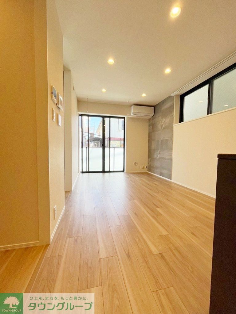 居室・リビング　※同施工別部屋参考写真