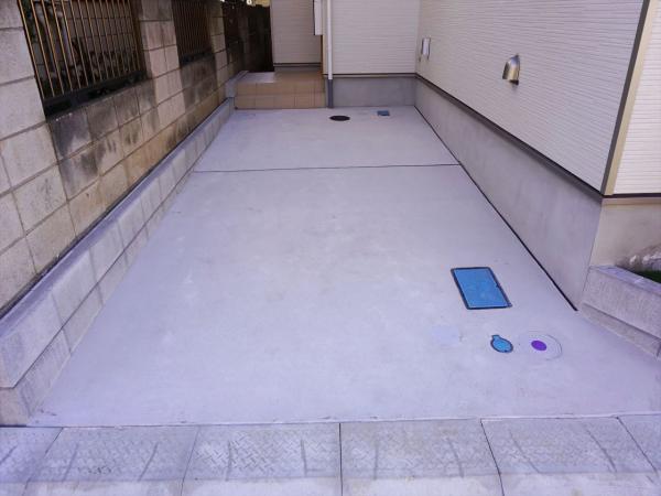 駐車場　駐車場