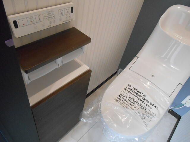 トイレ　※別部屋参考写真