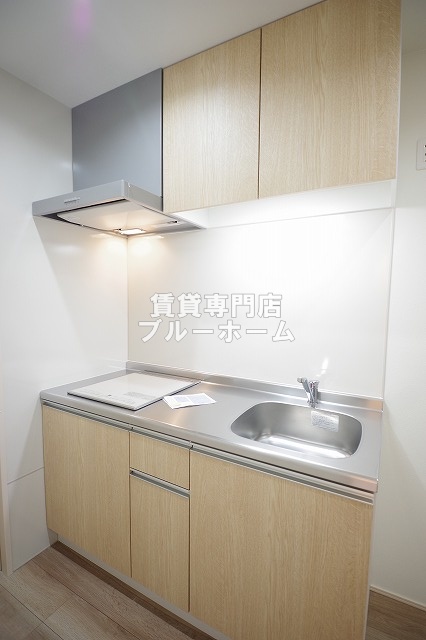 キッチン　収納豊富なシステムキッチン！