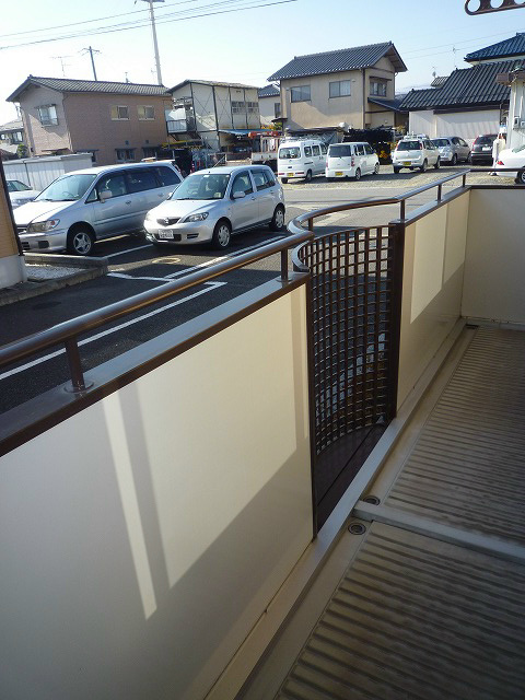 バルコニー　写真は別号室です