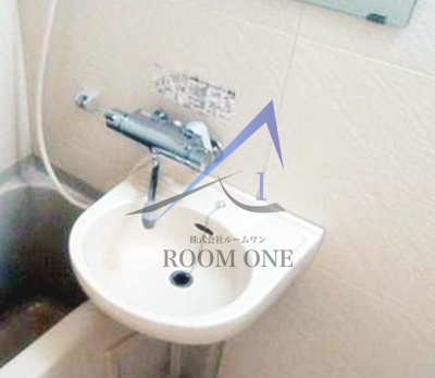 洗面設備　洗面台です。