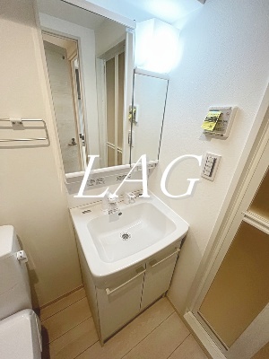 洗面設備　洗面台です。