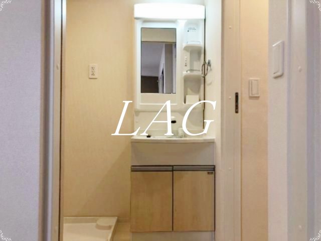 洗面設備　洗面台です。