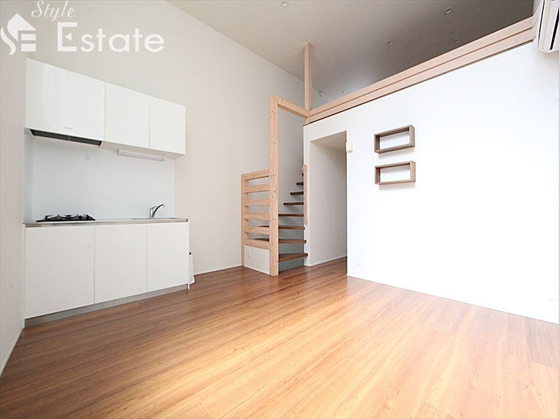 居室・リビング　内装