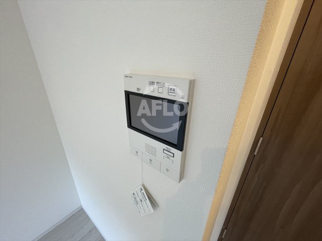 セキュリティ　クレストタップ京橋　TVモニター付きインターホン