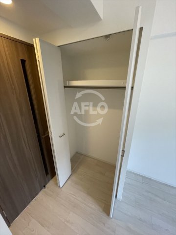 収納　クレストタップ京橋　クローゼット