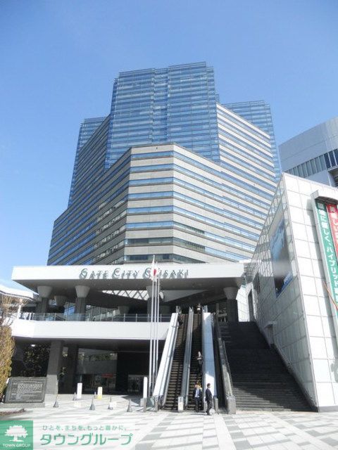 ショッピングセンター　ゲートシティ大崎（ショッピングセンター）まで820m