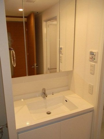 洗面設備　★独立洗面台★