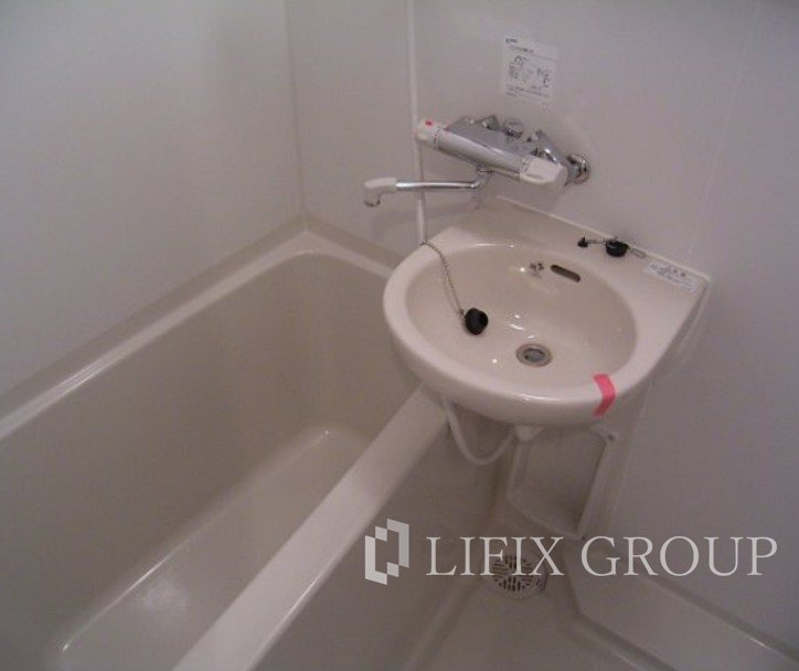 バス・シャワールーム　風呂