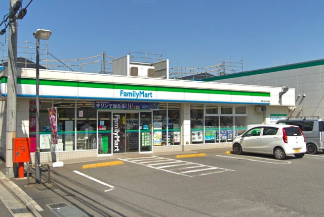 コンビニ　ファミリーマート清瀬小金井街道店（コンビニ）まで401m