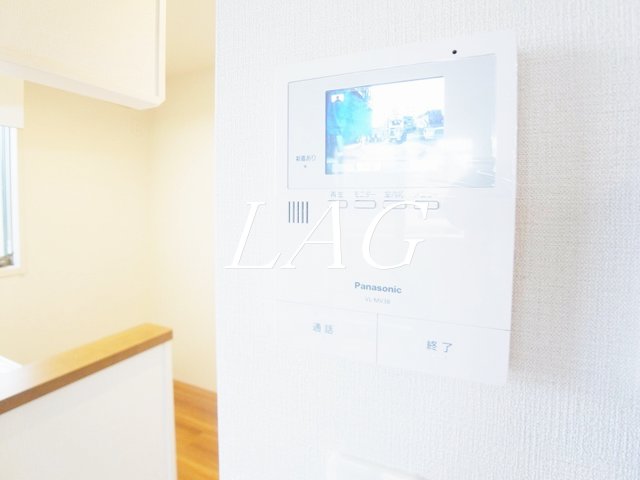 セキュリティ　モニター付きインターホンです。