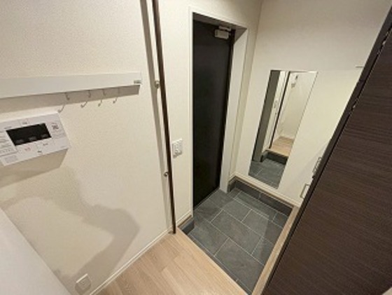 玄関　※別部屋の写真です
