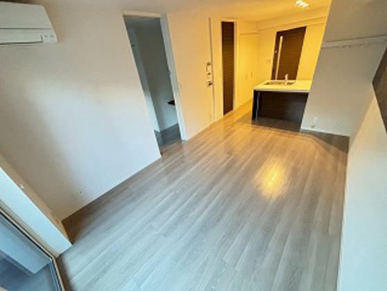 居室・リビング　※別部屋の写真です