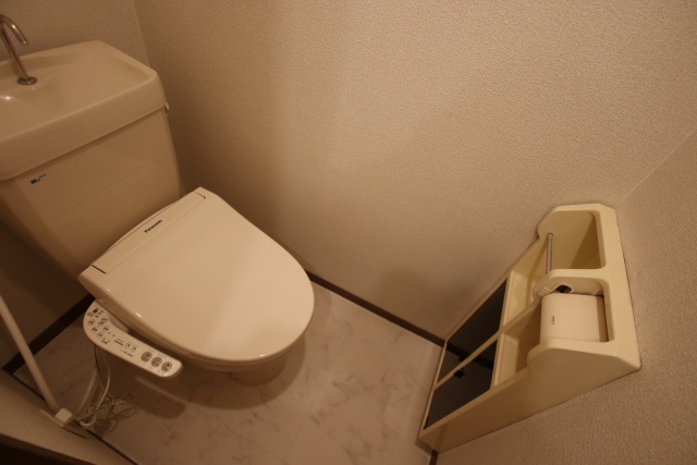 トイレ　別室の参考写真です。※現況優先