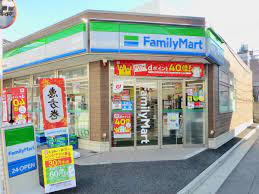 コンビニ　ファミリーマート西巣鴨店（コンビニ）まで287m