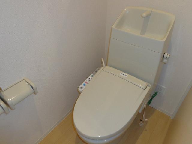 トイレ　シャワー付トイレ