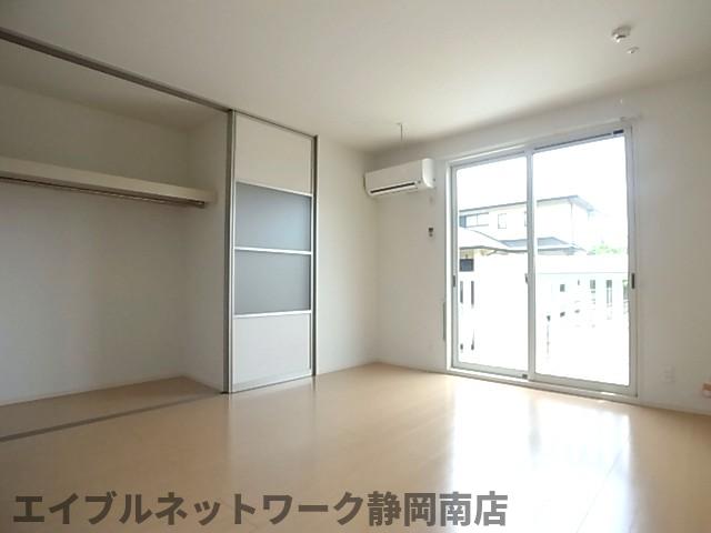 居室・リビング　居間です