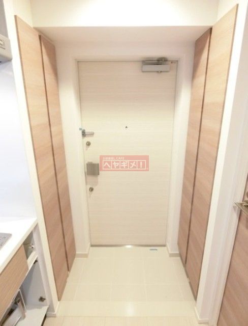 玄関　※同建物の別部屋参照