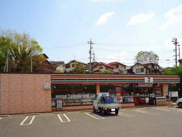 コンビニ　セブンイレブン岡山妹尾西店（コンビニ）まで800m
