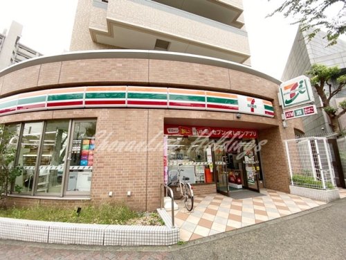 コンビニ　セブンイレブン 大和中央林間駅前店（コンビニ）まで766m