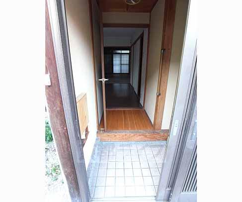 玄関　ゆとりのある玄関